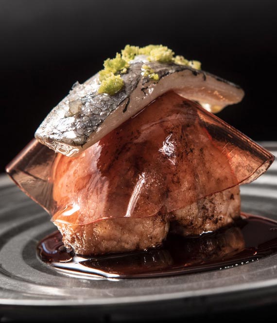 images/home-gallery/06.jpg#joomlaImage://local-images/home-gallery/06.jpg?width=570&height=664